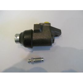wheel brake cylinder 20,3mm left side CF 230/250 97100-97300